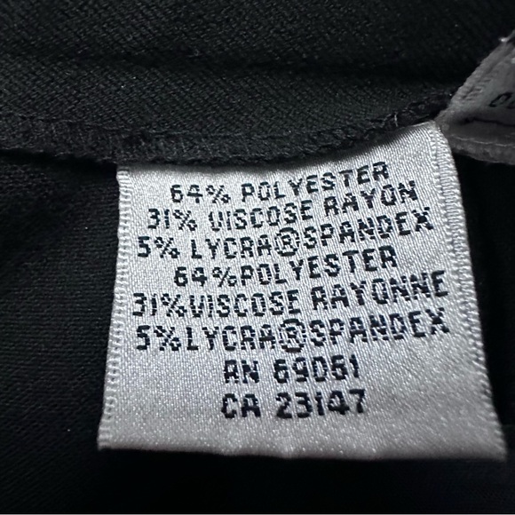 Talbots Petites Stretch Black Straight-Leg Pants Zip Front Pockets Size 8P - Picture 8 of 8